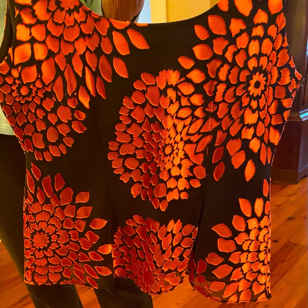 Alex Evenings Sleeveless Chinese Silk Blossoms Top